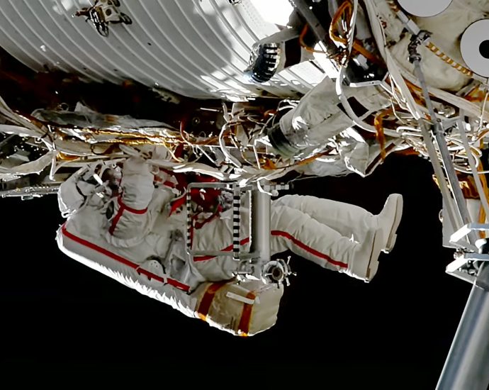 spacewalkers-back-inside-station-after-science-hardware-work