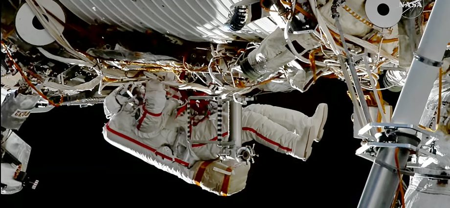 spacewalkers-back-inside-station-after-science-hardware-work