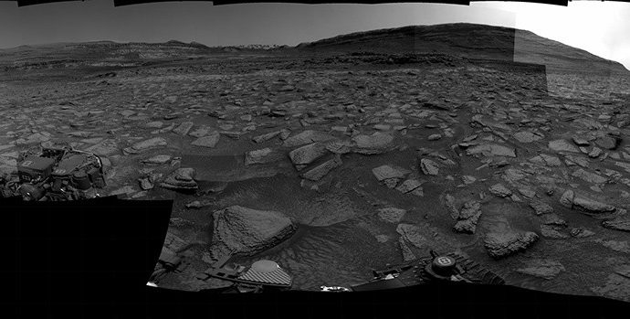 sol-4895:-right-navigation-camera,-cylindrical-projection
