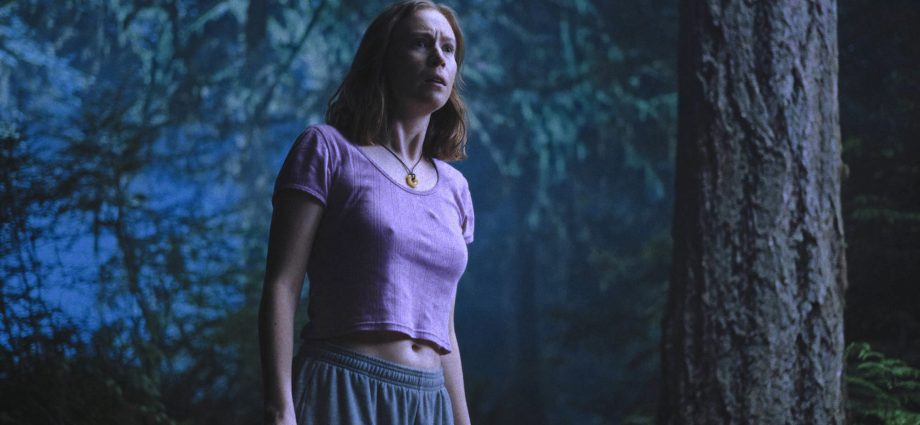 jane-schoenbrun’s-‘teenage-sex-and-death-at-camp-miasma’-trailer-is-a-bloody-queer-fever-dream