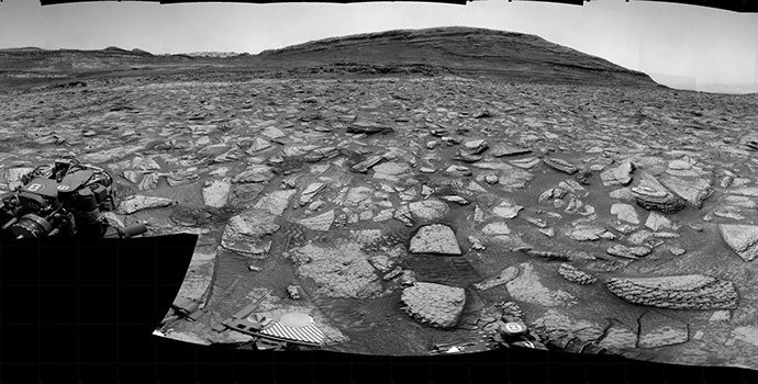 sol-4891:-right-navigation-camera,-cylindrical-projection