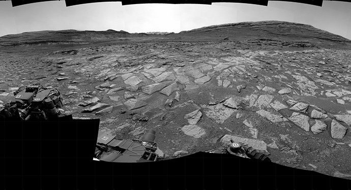 sol-4889:-right-navigation-camera,-cylindrical-projection