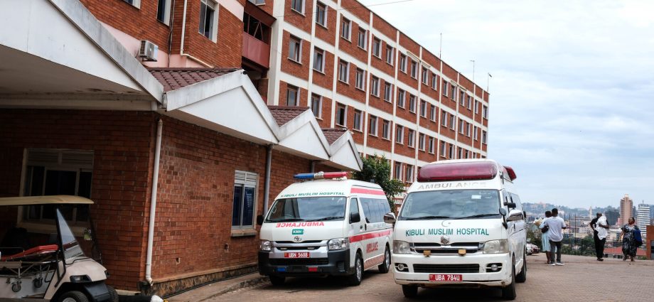 uganda-closes-border-with-drc-in-an-effort-to-contain-ebola-outbreak