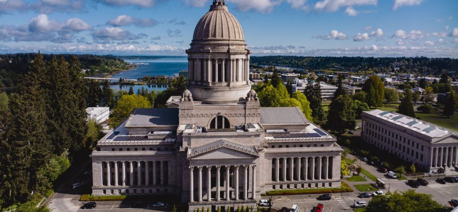 washington-fights-police,-firefighters-over-pension-funds-to-fill-budget-gap