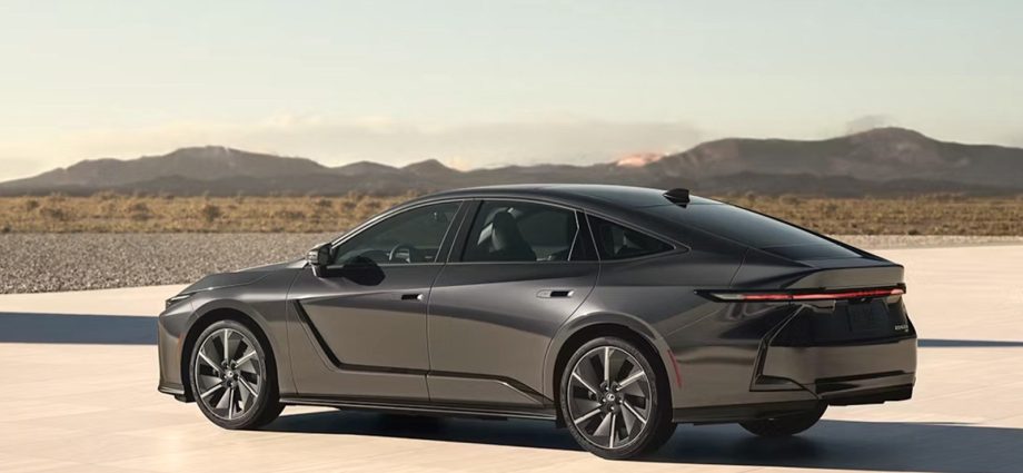 Traveling Long Distance In A Lexus ES Is About To Get A Lot Easier