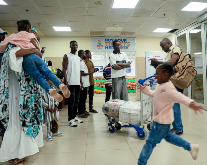 ghana-welcomes-home-citizens-evacuated-from-south-africa