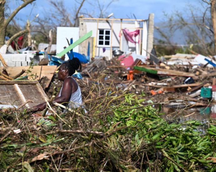 forecasters-predict-below-average-hurricane-season,-advise-against-complacency