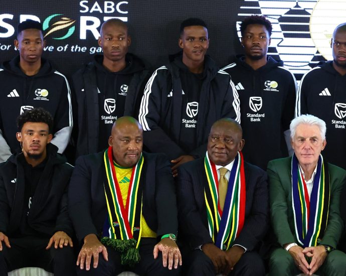 bafana-bafana-world-cup-squad:-south-africa-names-two-uncapped-players