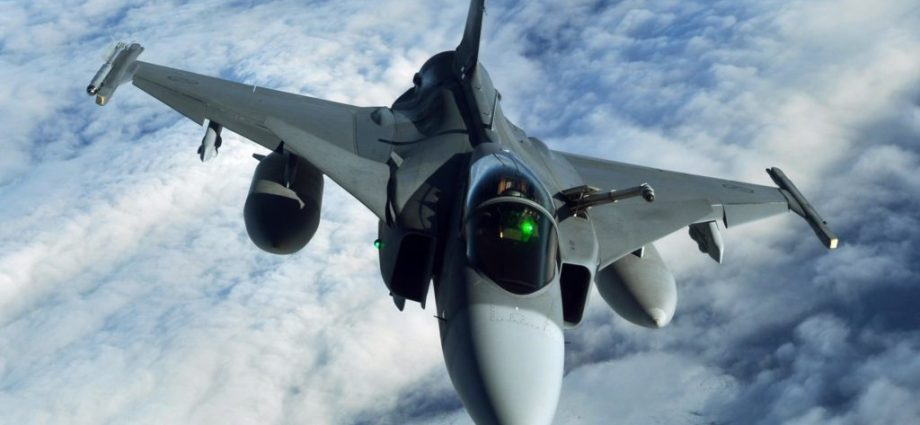 sweden-prepares-to-donate-gripen-c/d-jets-to-ukraine-and-open-e-model-sale-talks