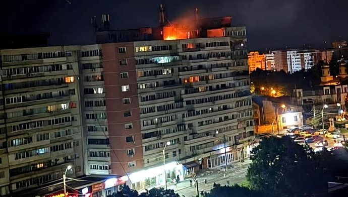 romania:-first-footage-shows-damage-after-drone-hits-residential-block-near-ukraine-border