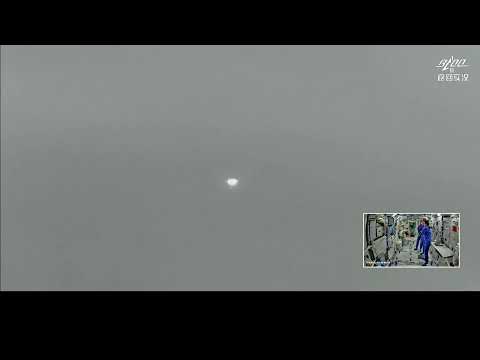 live:-china’s-shenzhou-21-astronauts-return-to-earth