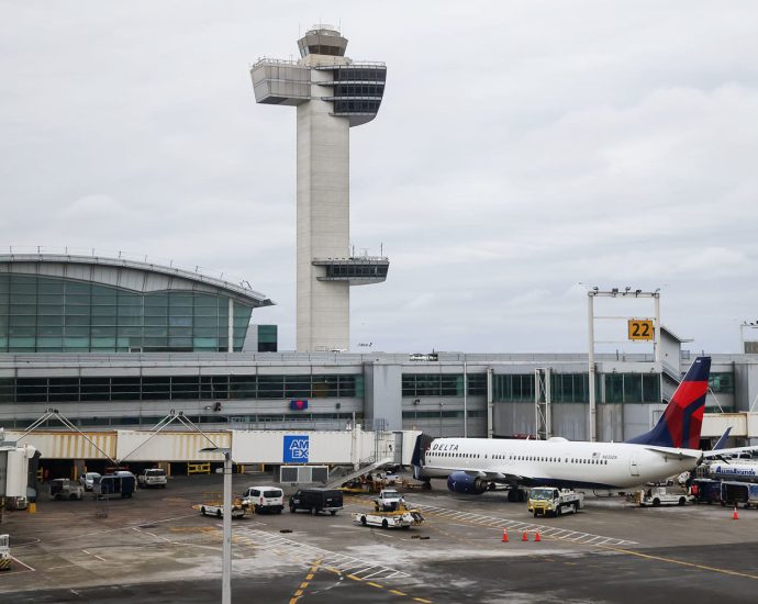 jfk-airport-will-screen-passengers-from-ebola-stricken-countries