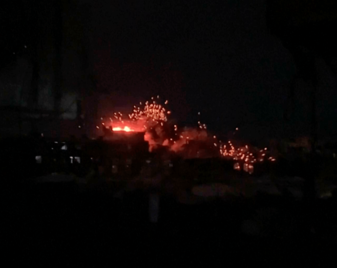 israel-strikes-building-in-gaza’s-shati-refugee-camp