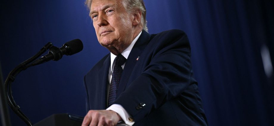 the-white-house’s-aliens.gov-site-brags-that-ice-arrested-more-than-700-us-citizens