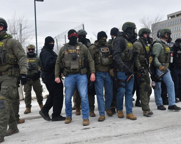 ice-agent’s-arrest-in-minnesota-shooting-highlights-federal-state-conflict
