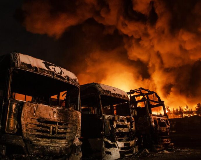 toxic-fumes-from-tehran-oil-fires-affected-an-area-the-size-of-italy