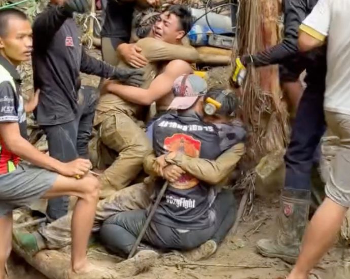 emotional-scenes-as-more-survivors-pulled-from-flooded-laos-cave