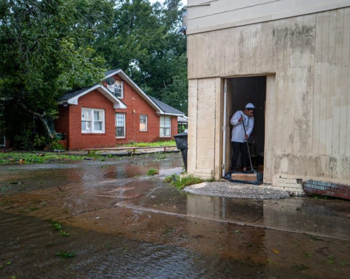 as-seas-rise,-louisiana-faces-a-choice:-plan-for-movement-or-let-crisis-decide
