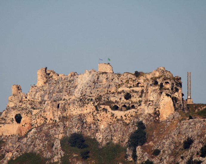 israel-seizes-strategic-site-in-lebanon,-marking-deepest-incursion-in-26-years
