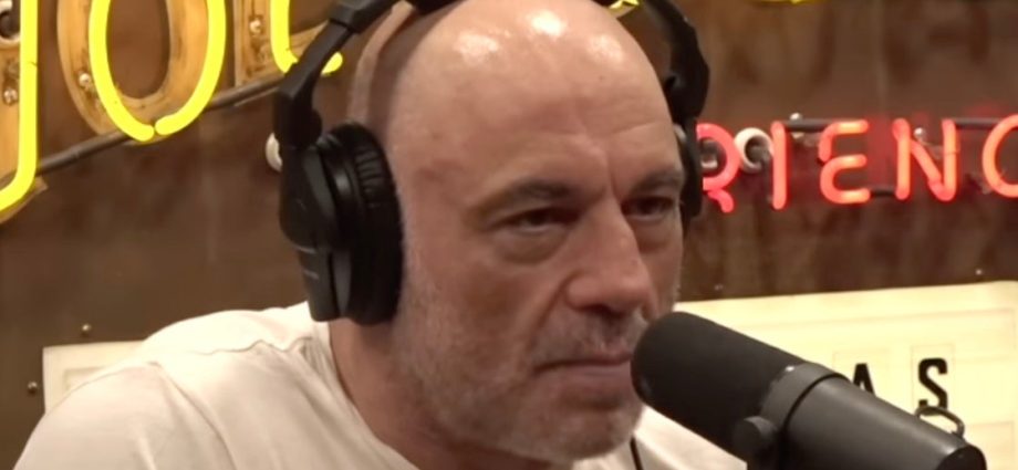 joe-rogan-debates-pro-iran-war-guest:-‘this-is-israel-wanting-us-to-go-to-this-war’