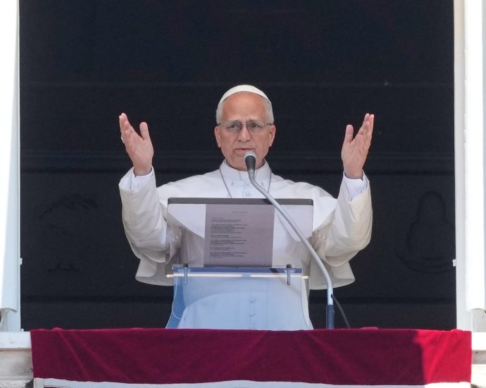 pope-doubles-down-on-ai-with-warnings-on-human-dignity,-identity-and-society