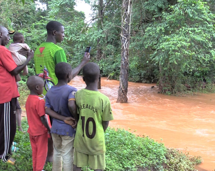 ‘before,-the-land-sustained-us’:-who-benefits-from-guinea’s-bauxite-wealth?