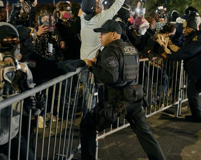 clashes-erupt,-curfew-imposed-at-nj-ice-detention-center,-governor-says-‘we’re-making-progress’
