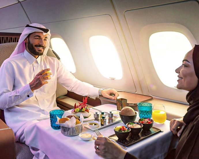 5-airlines-with-the-world’s-most-superior-business-class-dining-in-2026