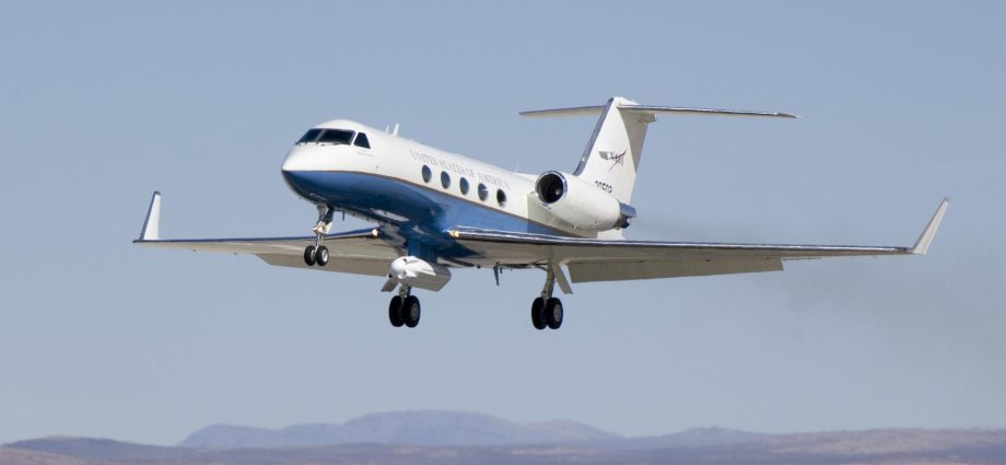 nasa-to-conduct-low-altitude-flights-near-houston