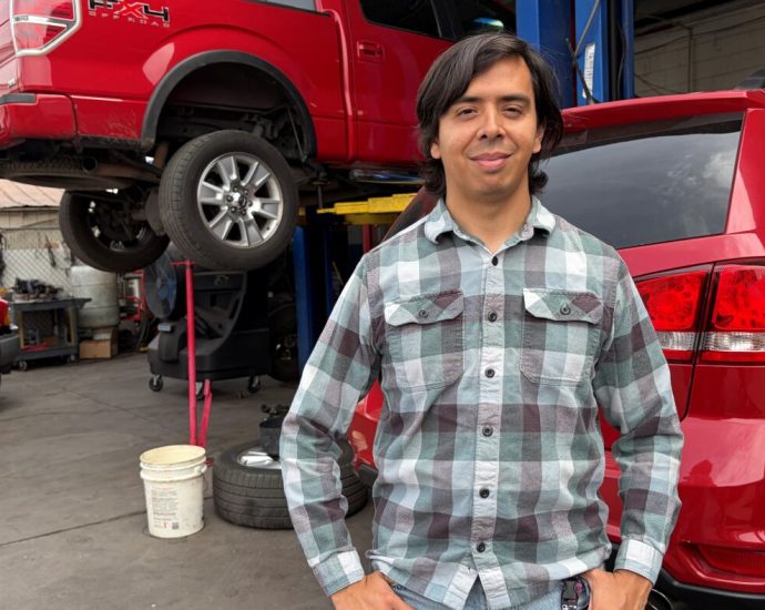 ‘at-what-point-does-it-make-sense-to-ditch-a-gas-car-for-an-electric-vehicle?’