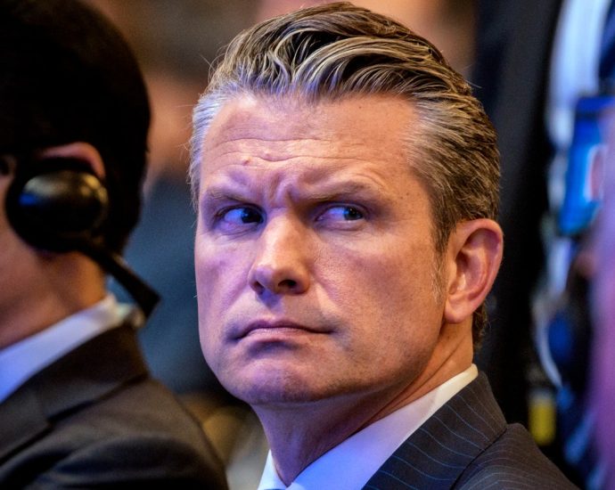 hegseth-personally-nixed-black-and-female-officers’-promotions