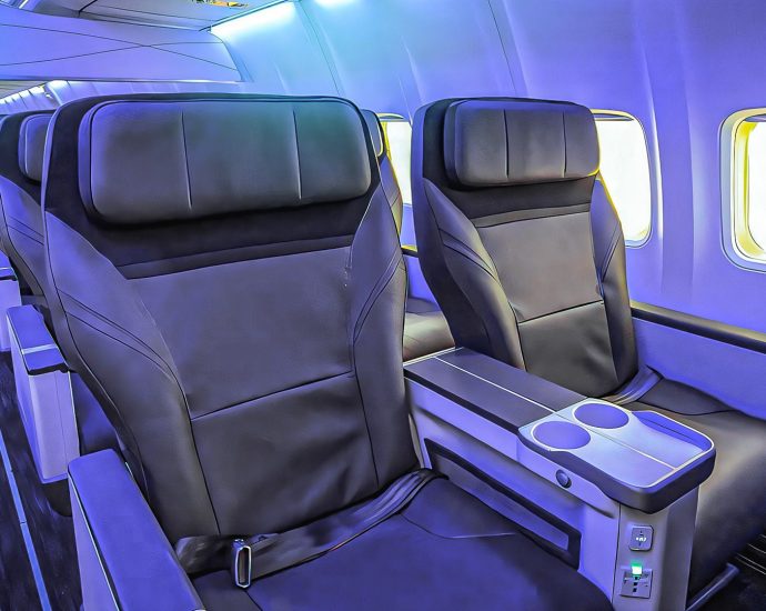 5-things-passengers-don’t-know-about-how-airlines-price-first-class-seats