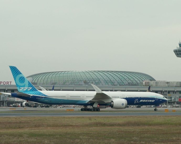 delayed-again:-boeing-777x-certification-setback-puts-2027-deliveries-at-risk