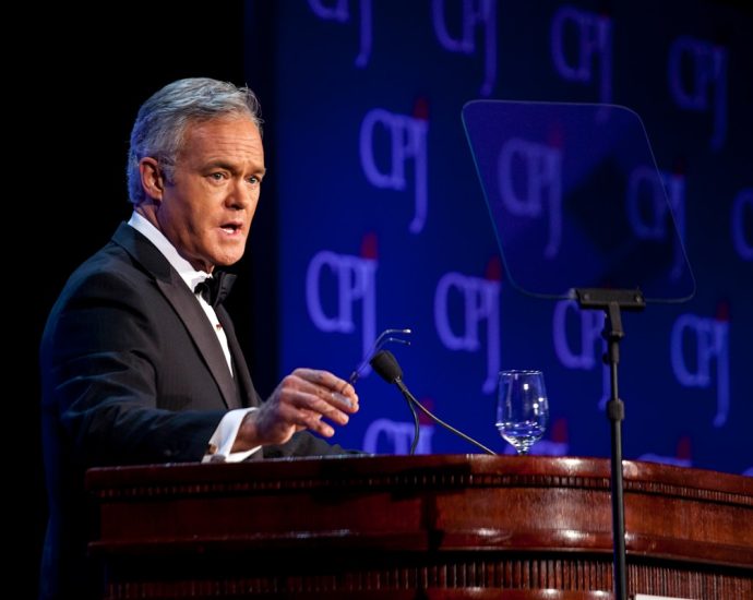 60-minutes-star-accuses-cbs-chief-bari-weiss-of-“murdering”-the-show