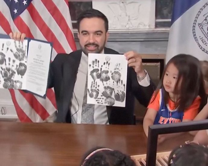 mamdani-signs-‘executive-order’-letting-kids-stay-up-late-for-nba-finals