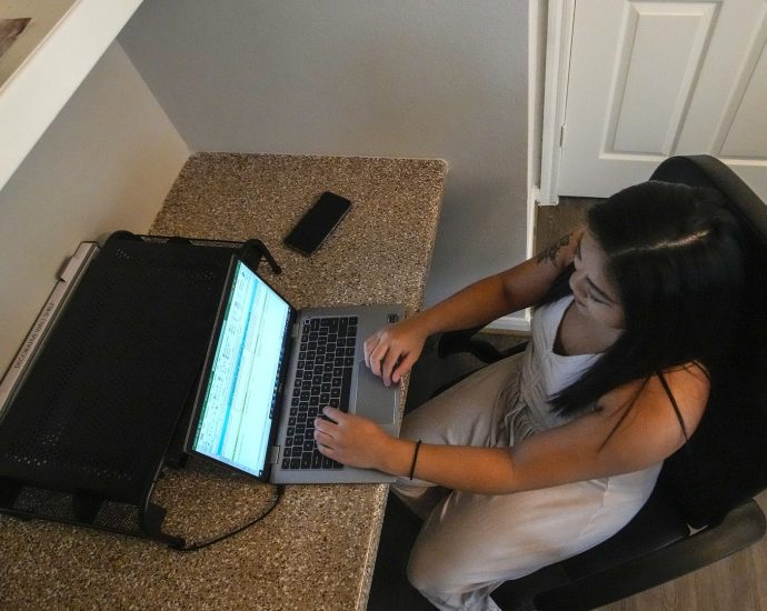 why-are-young-professionals-facing-such-a-tough-job-market?-hint:-it’s-not-just-ai