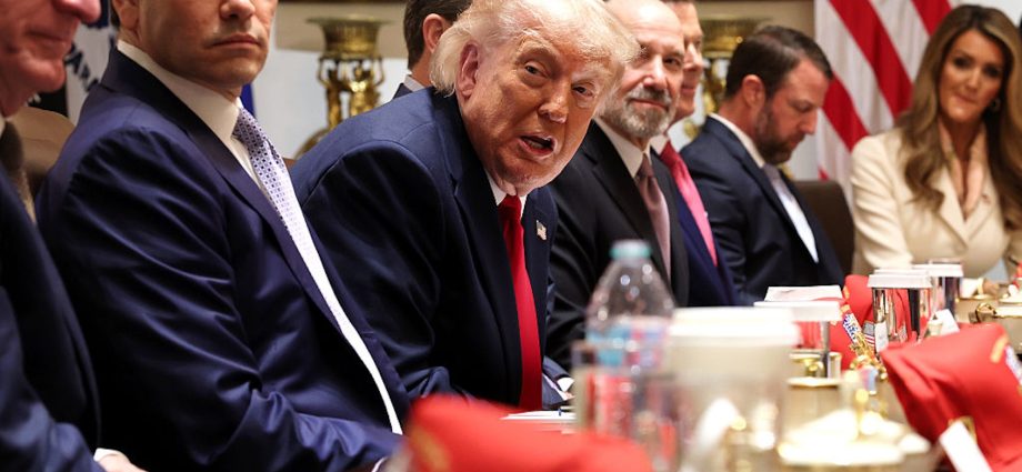 in-the-traitor’s-cabinet,-flattery-is-the-job.-governing-is-secondary