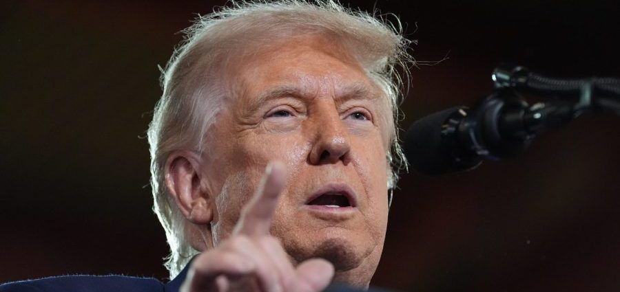 the-traitor-signs-scaled-back-executive-order-on-ai-oversight