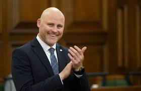 latvia’s-kulbergs-vows-to-cut-trade-with-russia-and-belarus,-but-pharma-sector-exempted