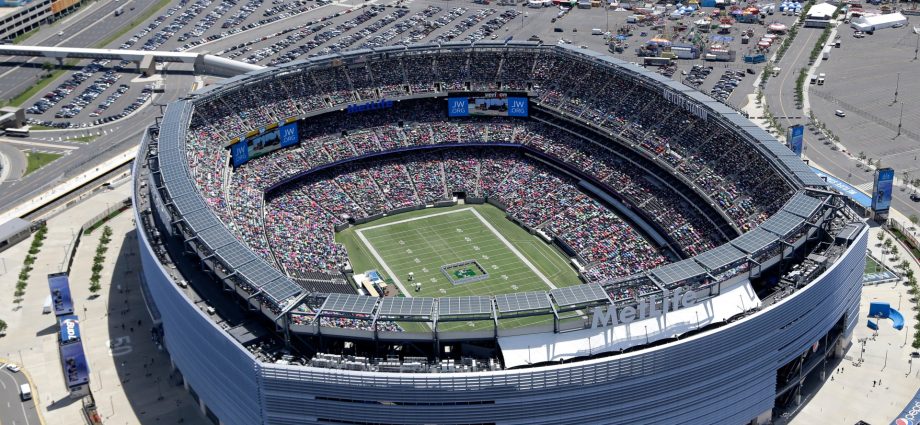 which-world-cup-2026-stadiums-will-host-matches-in-us,-canada-and-mexico?