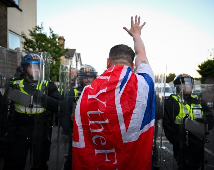 uk-minister-condemns-violent-protests-against-student’s-murder