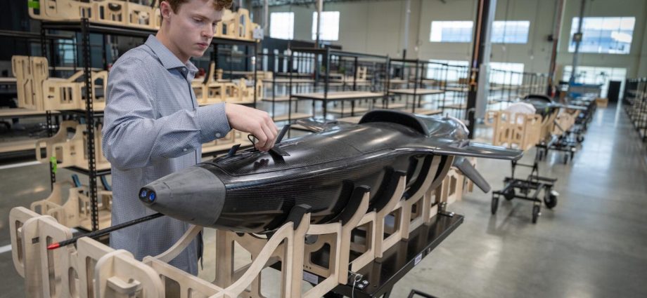 value-of-huntington-beach-defense-tech-startup-balloons-to-$1.8-billion