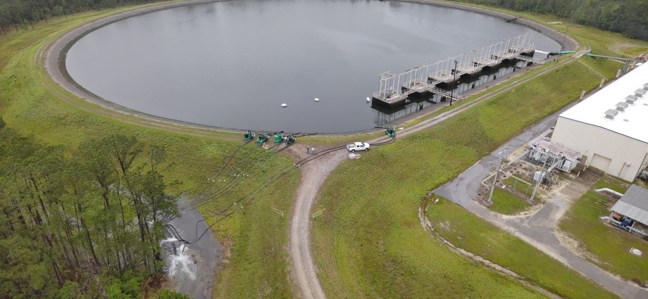 nasa-drains-66-million-gallon-reservoir-to-upgrade-critical-water-system
