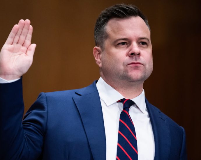 the-traitor’s-intelligence-pick-sparks-rare-maga-media-revolt