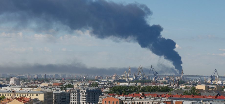 ukraine-attacks-st-petersburg-as-russia-hosts-its-own-‘davos’