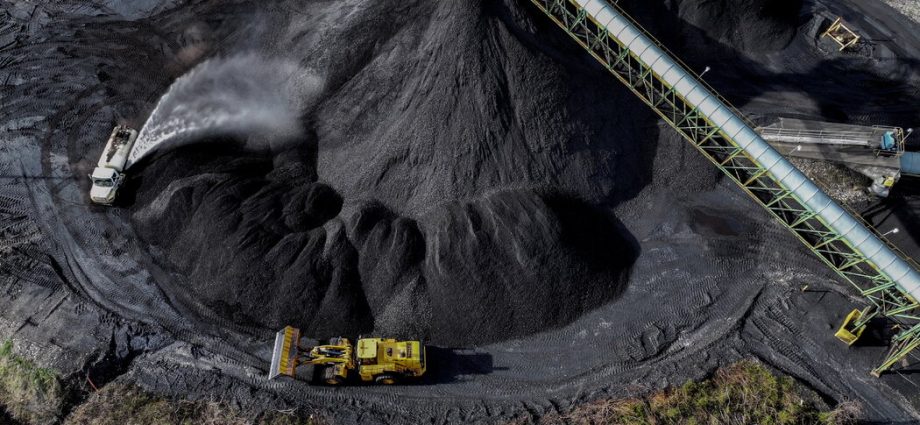 the-traitor-announces-$700-million-in-funds-meant-to-boost-coal-industry