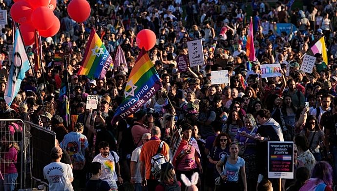 thousands-join-jerusalem-pride-parade-under-tight-security