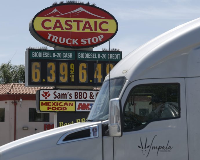 as-diesel-prices-climb,-truckers-start-cutting-back-–-and-slowing-down
