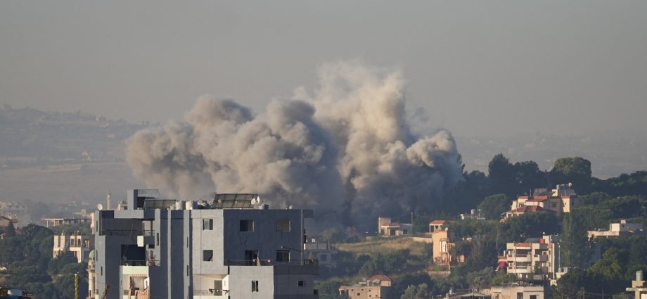 israel-maintains-attacks-despite-us-brokered-deal-with-lebanon