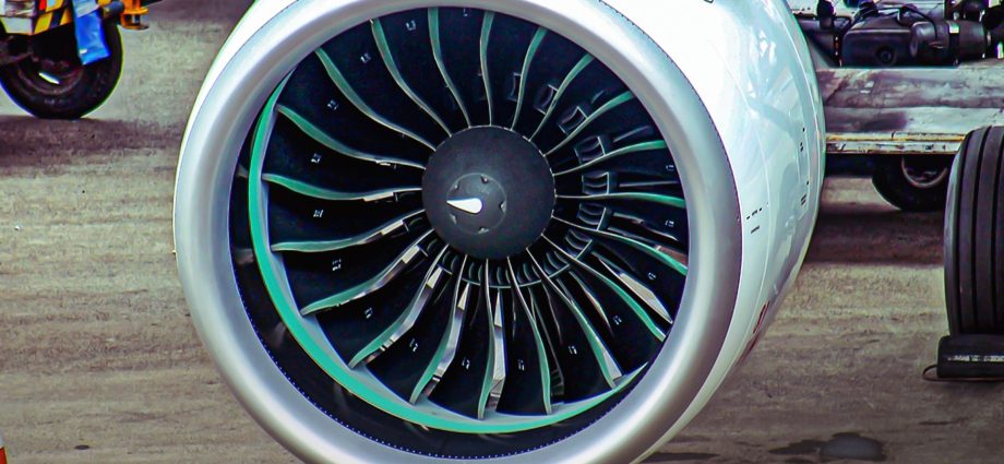 how-pratt-&-whitney’s-game-changing-gtf-engine-created-problems-airlines-weren’t-prepared-for